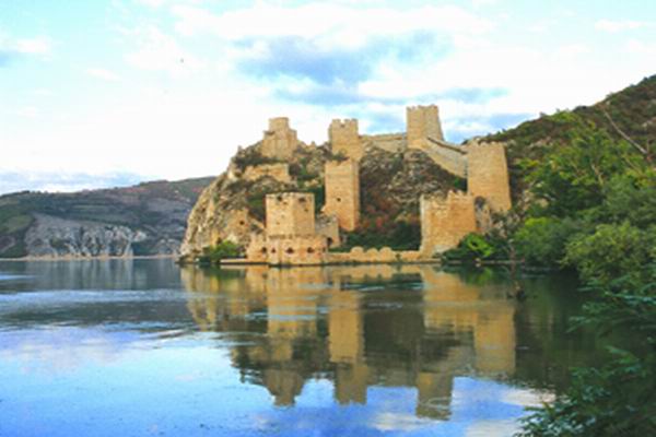 Golubac fortress r15x 72p