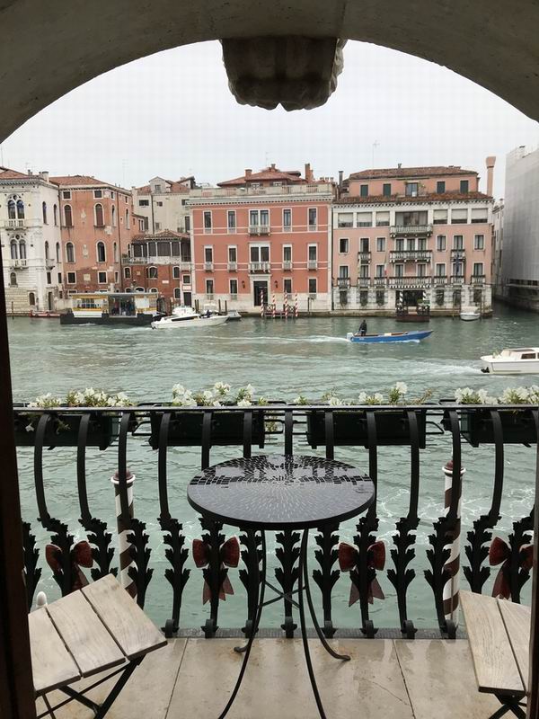 La vista sul Canal Grande da Palazzo Barbarigo Hotel a Venezia