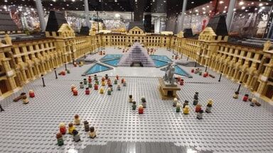 Giganteschi diorami e spettacolari set: alle porte di Milano la maxi mostra sui Lego